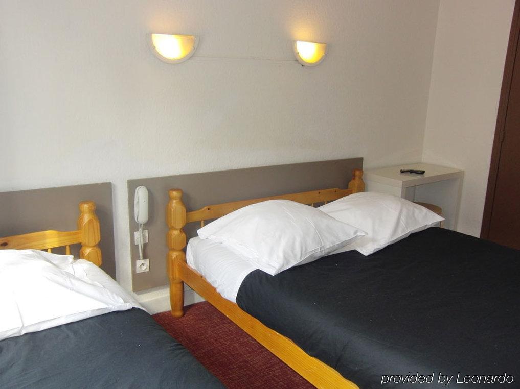 Hotel Petit Bastille Aulnay-sous-Bois Ruang foto